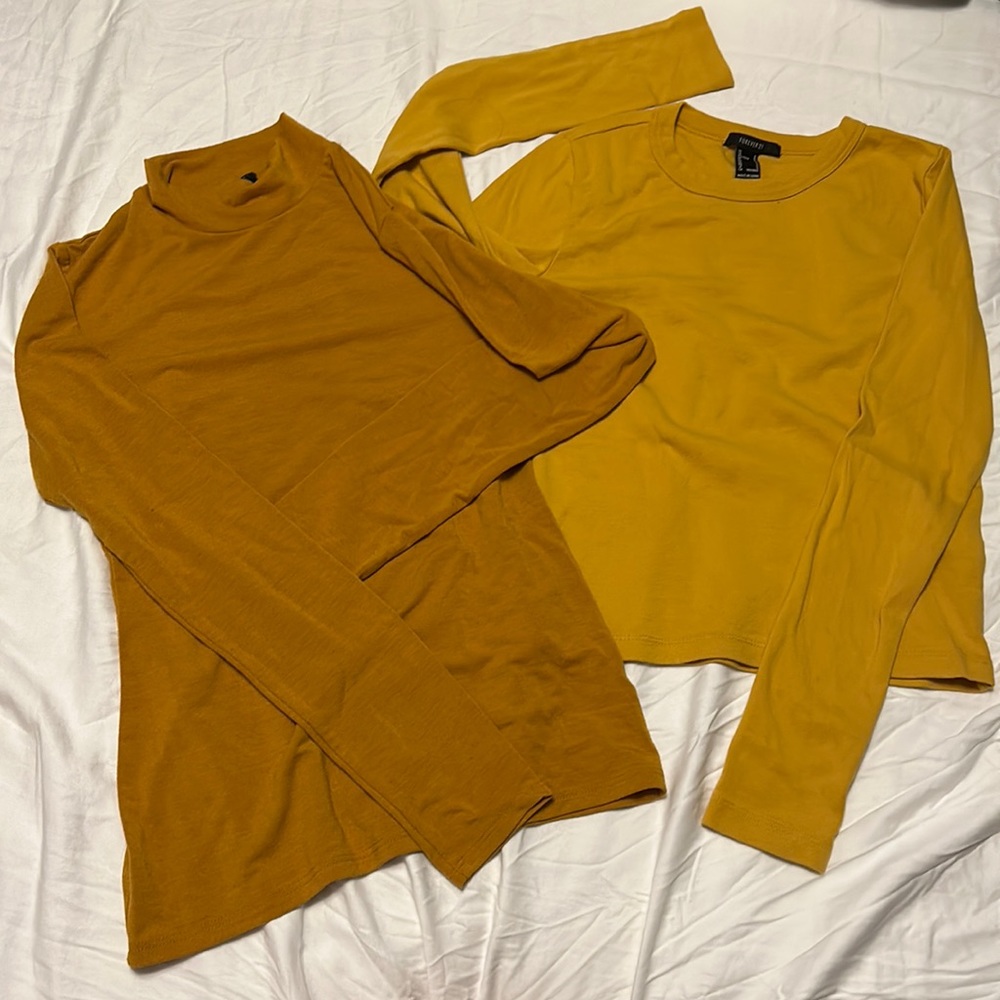 Two forever 21 shirts 💫